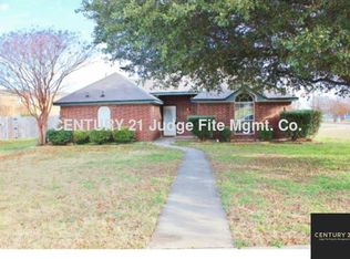 1303 S 5th St, Midlothian, TX 76065