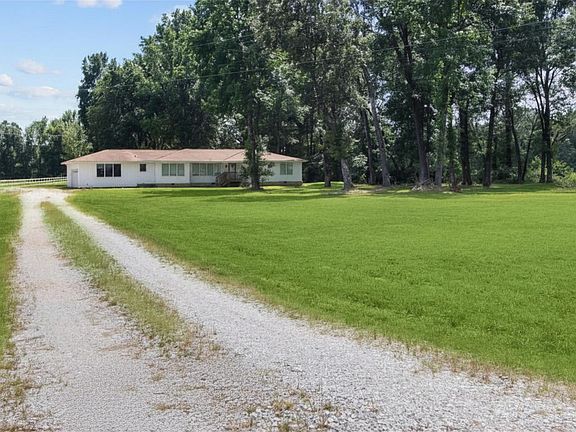 5th image of 3616 County Road 766