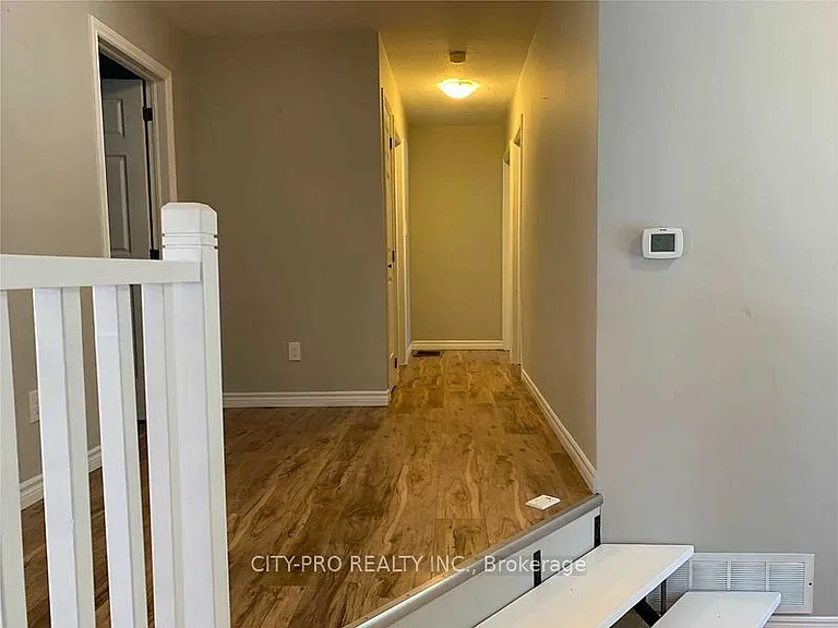 513370 2nd Line #MAIN FLOOR — Photo 7