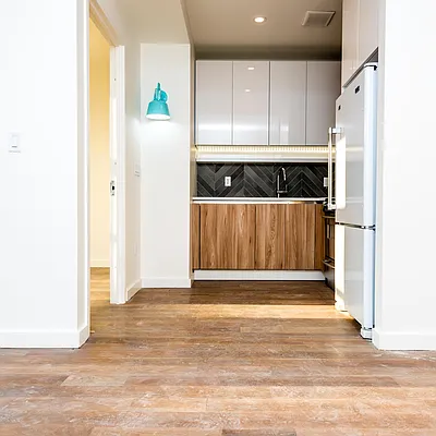 Rented by Nooklyn NYC LLC | media 88