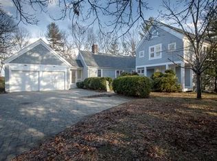 6 Davis Rd, Southborough, MA 01772
