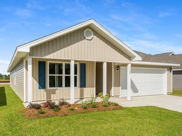 7521 Delancey St, Panama City, FL 32404