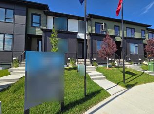 225 S Vantage Dr, Cochrane, AB T4C3G4