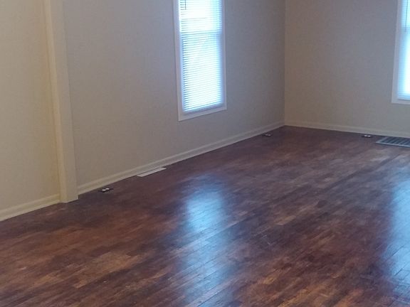 3rd image of 417 E South St #House