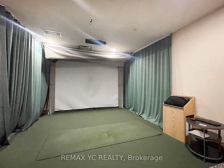 5500 Yonge St #2410 — Photo 36