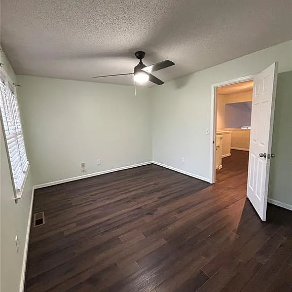 1730 Paddlewheel Dr NE — Photo 29
