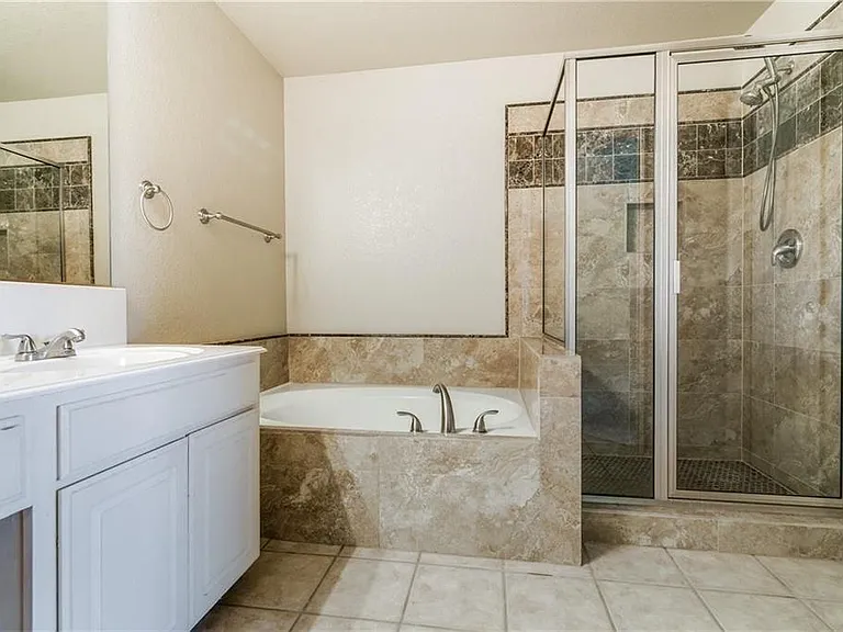 1805 Cartman Rd — Photo 4