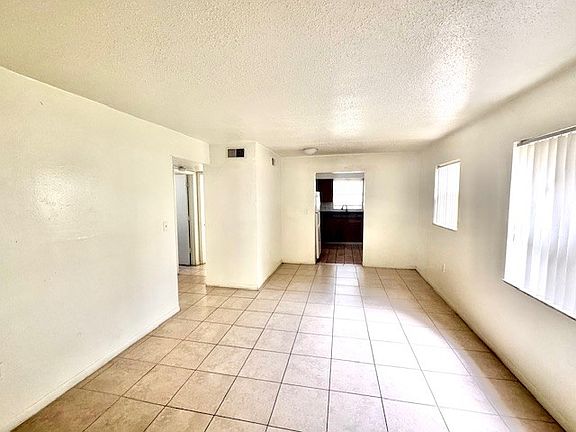 4th image of 4750 40th Ave N APT 109