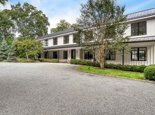 2 Bayview Ave, Shelter Island Heights, NY 11964