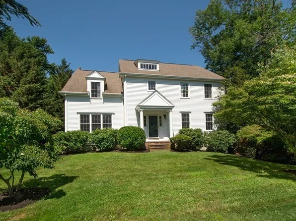 42 Eastward Ln, Marshfield, MA 02050