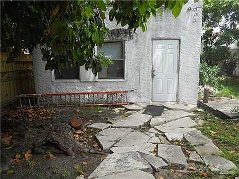 2nd image of 2345 NW 186th St