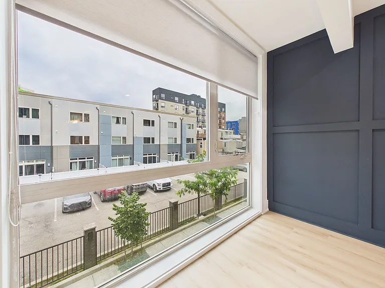 1129 N Hope St — Photo 32