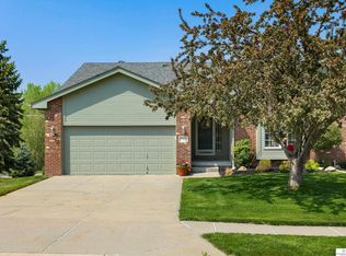 17622 Polk St, Omaha, NE 68135