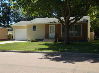 323 7th St NE, Watertown, SD 57201