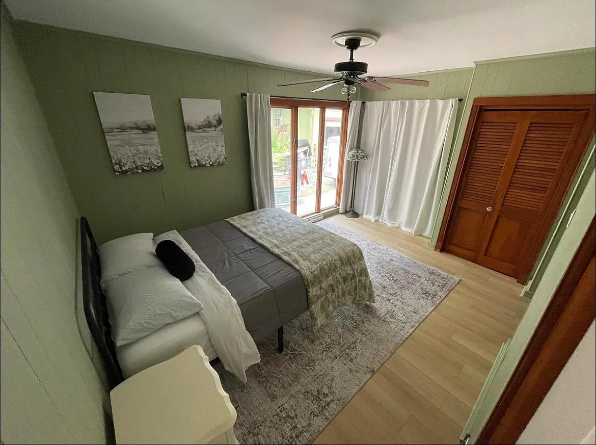315 Oakland Ave — Photo 2