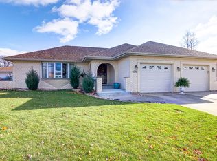 8845 Meade Ave, Oak Lawn, IL