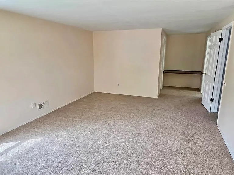 5715 Hobnail Cir — Photo 21
