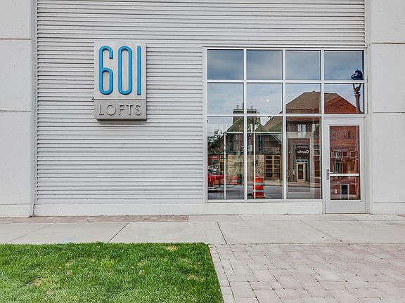 5th image of 601 E Ogden Ave Unit 307