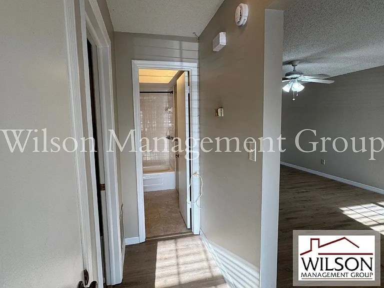 1241 Heritage Ln — Photo 6