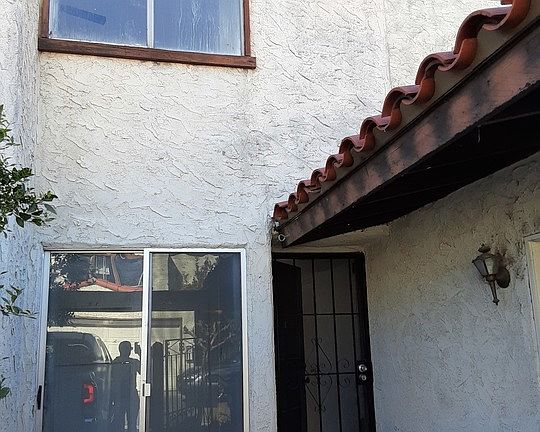 4th image of 8800 Kester Ave Unit 131