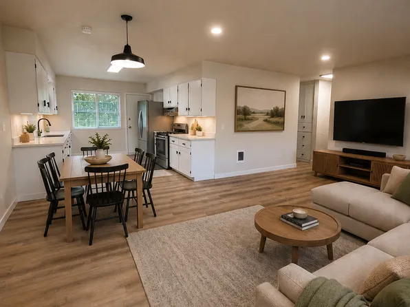Lewis Triplex (CWP), 123 N 66th Ave #119, Yakima, WA 98908