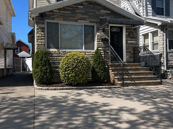 2162 Kimball St