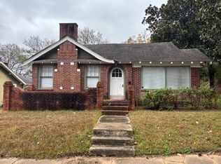 1102 10th Ave N, Columbus, MS 39701