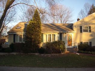 20 Bryant Ave, Metuchen, NJ