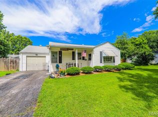 1819 N 16th St, Belleville, IL 62226
