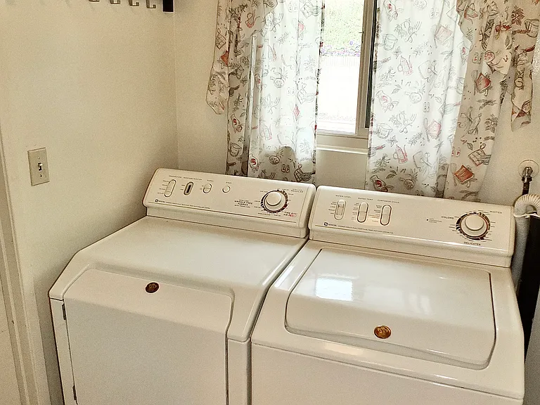 7591 Benton Ave — Photo 14