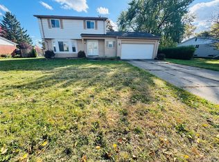 36697 Seven Mile Rd, Livonia, MI 48152