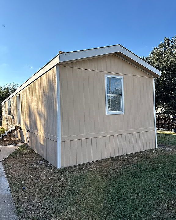 1st image of 1601 E Slaughter Ln Trailer 53