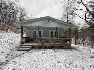 3004 Sycamore Run Rd, Glenville, WV 26351