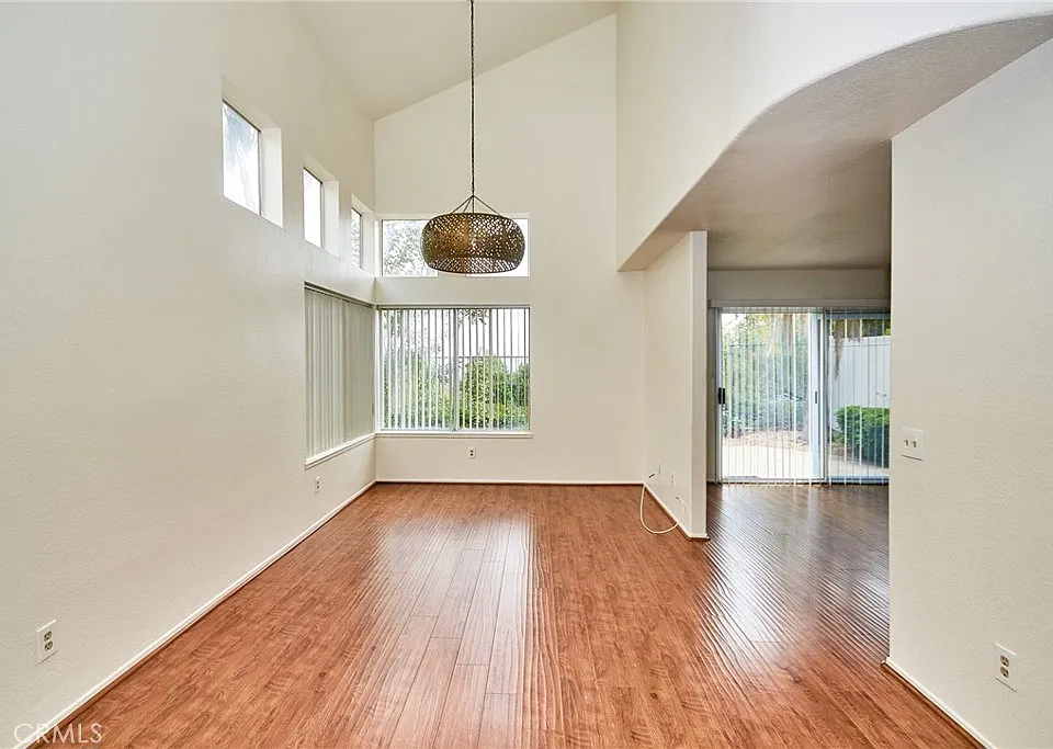 15737 Altamira Dr