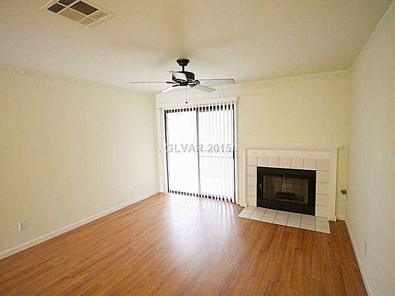 3rd image of 2832 Bluebonnet Dr