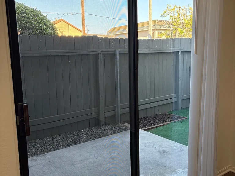 1321 Peckham St #8 — Photo 6