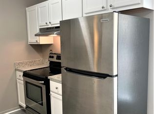 500 E Maplehurst St #105, Ferndale, MI 48220
