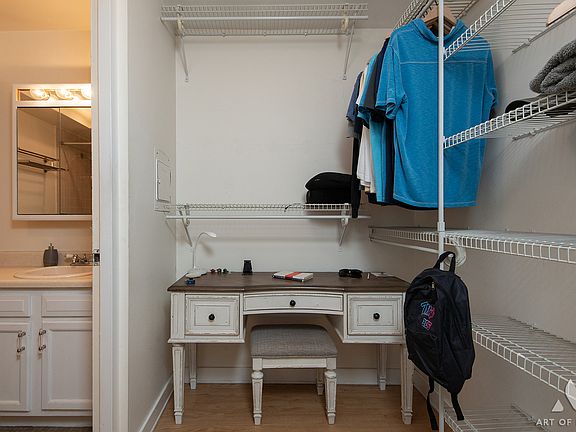 5th image of 3001 S Michigan Ave Unit 2406