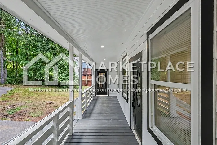 4 bed, 3.5 bath, 3040 sqft, $3,195 — Photo 4