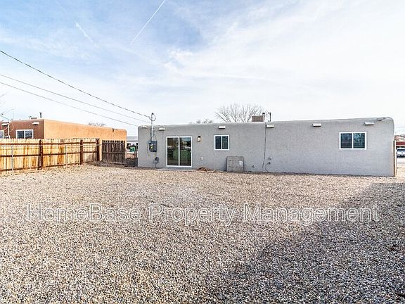 2nd image of 3505 Sierra Vista Dr