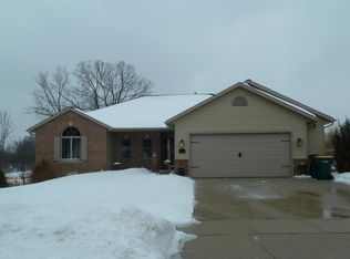 1717 Homestead Trl, Kewaskum, WI 53040