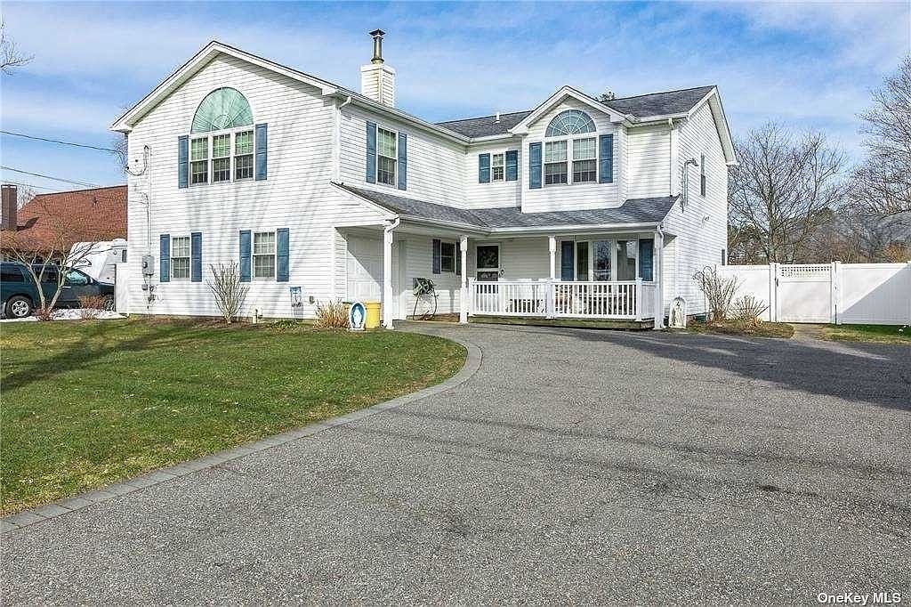 35 Birchdale Drive, Holbrook, NY 11741 Zillow