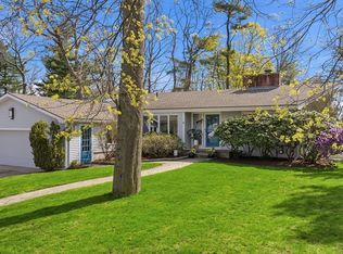 11 Laurel Rd, Swampscott, MA 01907