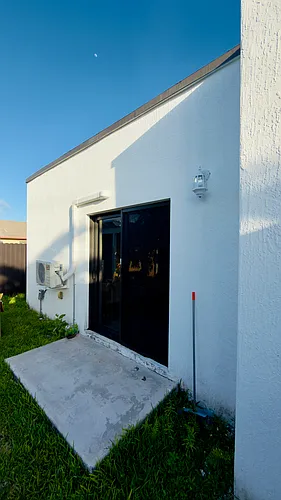 10925 SW 218th Ter Photo 1