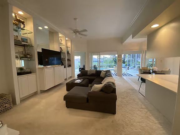 4th image of 4425 Prescott Ln