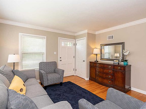5th image of 338 Couch Ave
