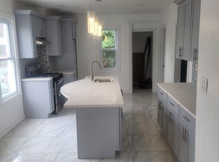 317 Brinsmade Ave #C, Bronx, NY 10465