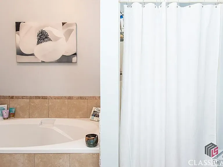 350 Wood Lake Dr #33 — Photo 30