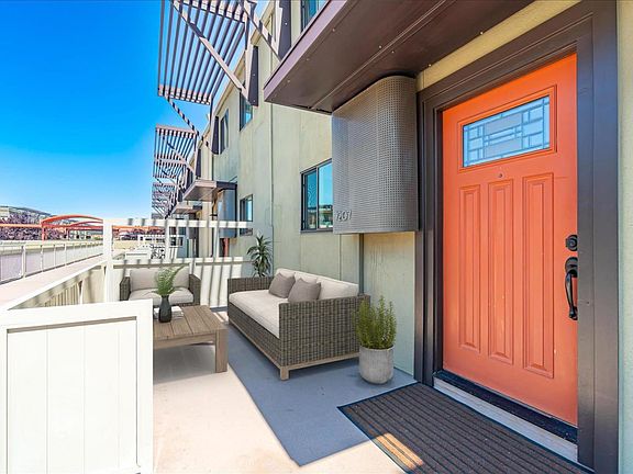 4th image of 7207 Admiralty Ln