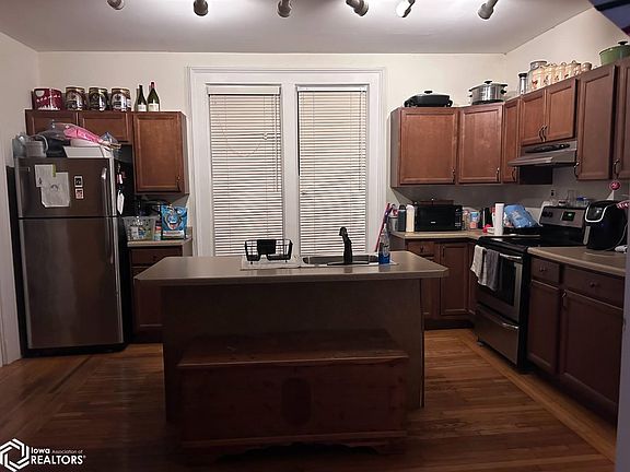 3rd image of 200 E Briggs Ave